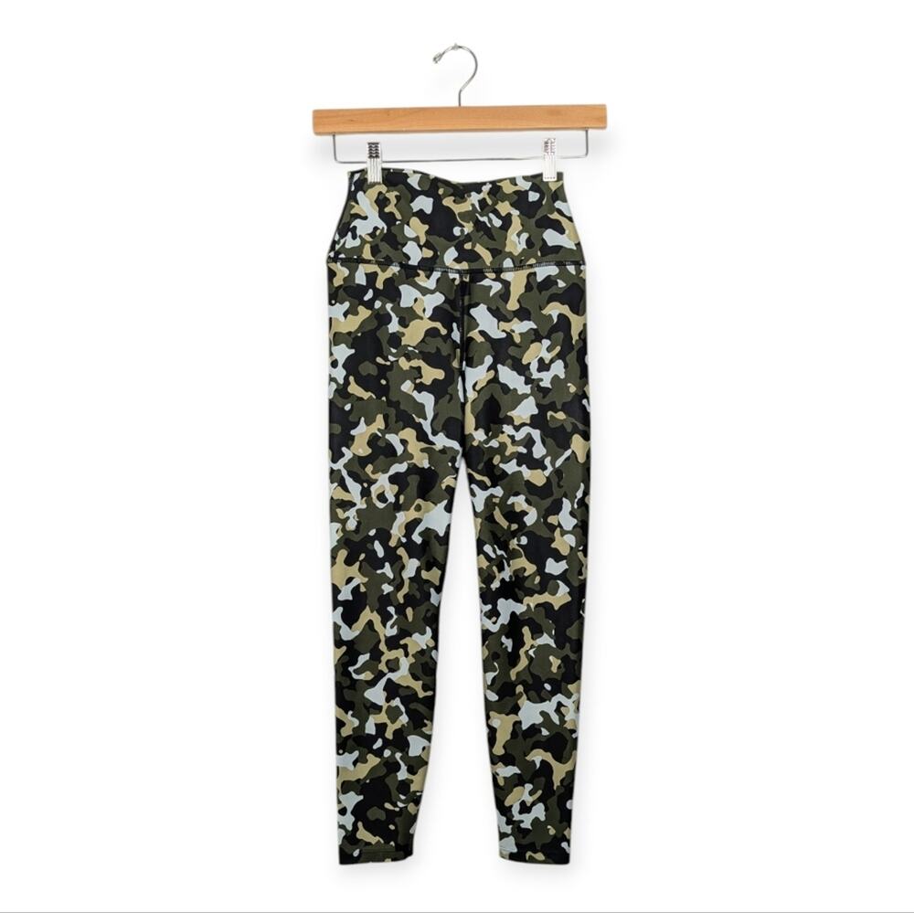Carbon38 Leggings S Green Camo High Rise Performance Athletic Gym Yoga
